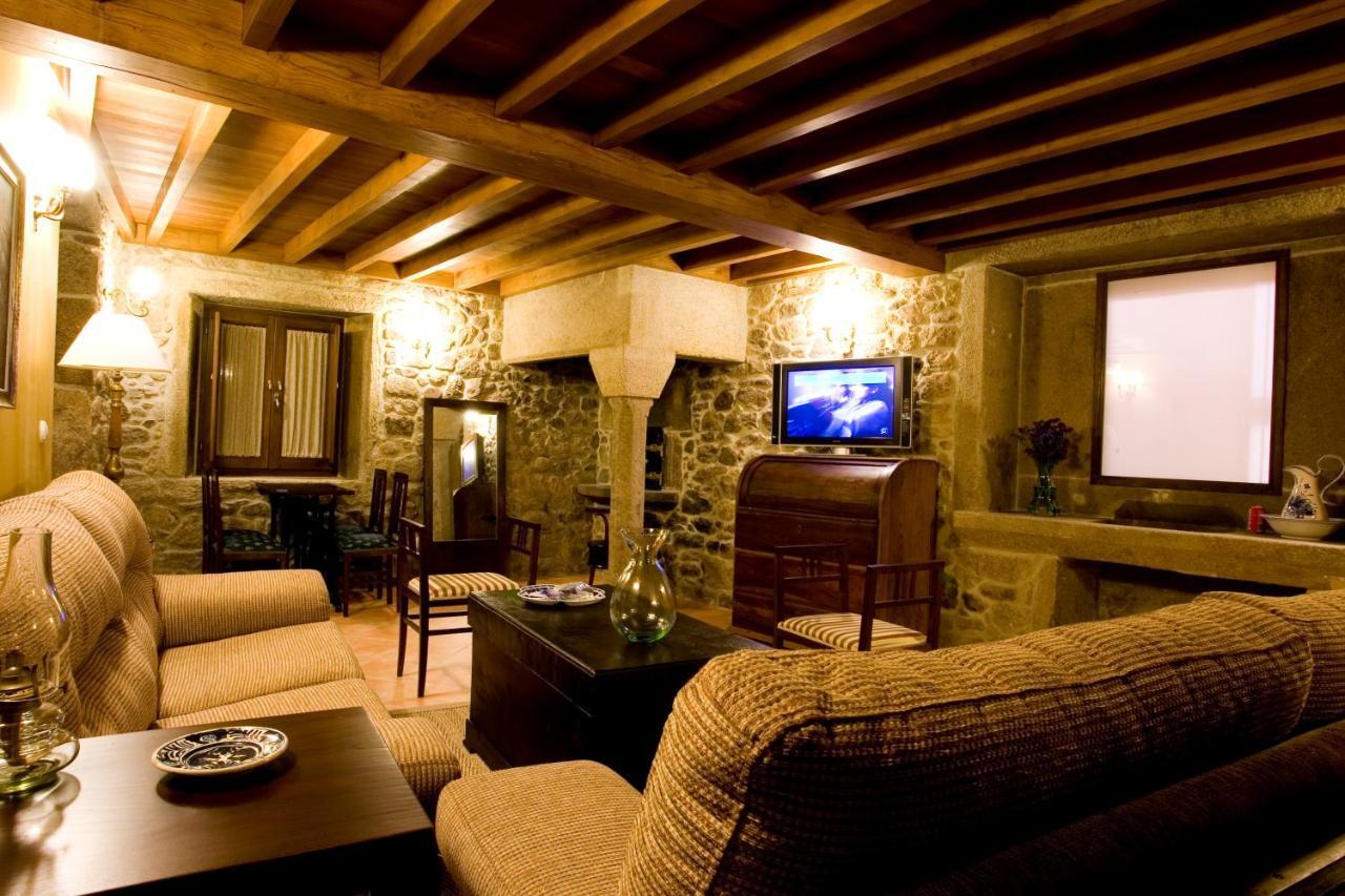 Fogar Do Selmo Guest House Rois Luaran gambar
